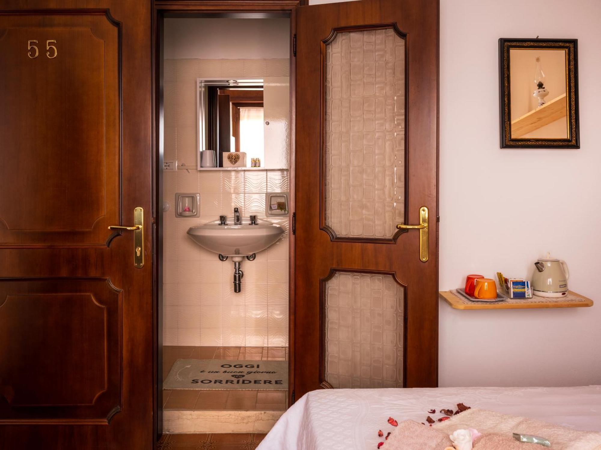 B&B La Vittoria Crone Екстериор снимка