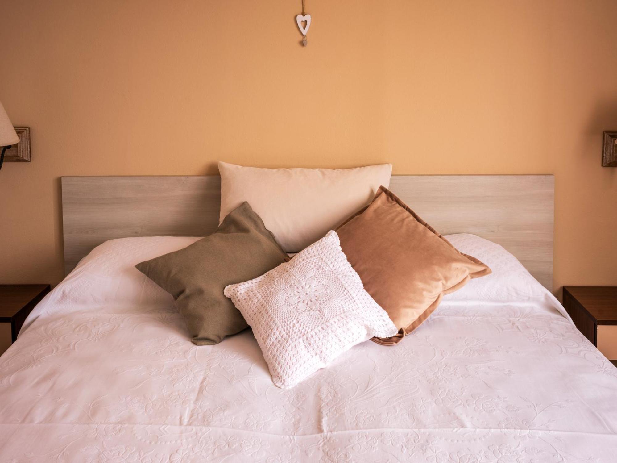B&B La Vittoria Crone Екстериор снимка